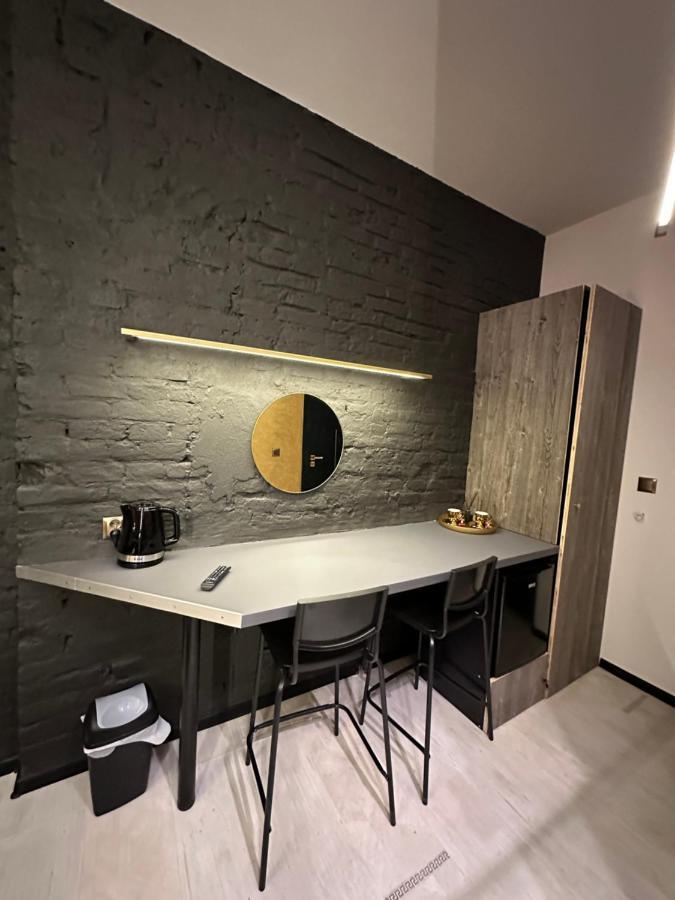 Darkhouse Versace Gold Lodz  Luaran gambar
